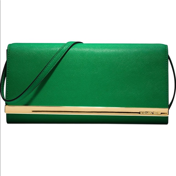 Michael Kors Handbags - Michael Kors Handbag Tilda Clutch Palm